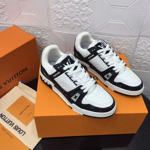 Louis Vuitton Men's Black and White Trainer Sneakers - Picture 1 of 9